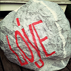 Who is missing LOVE? … Oder: eine kurze (wahre) Geschichte über eine lebendig gewordene&nbsp;Metapher